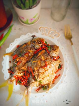 Pan-fried Golden Pomfret recipe