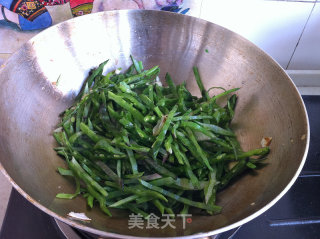 Fried Lentils with Shrimp Paste recipe