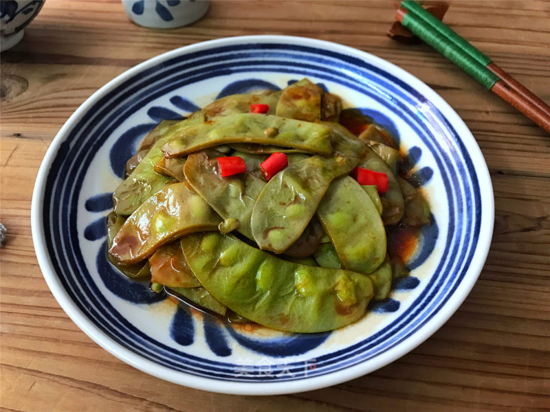 Stir-fried Lamb Eyed Peas recipe