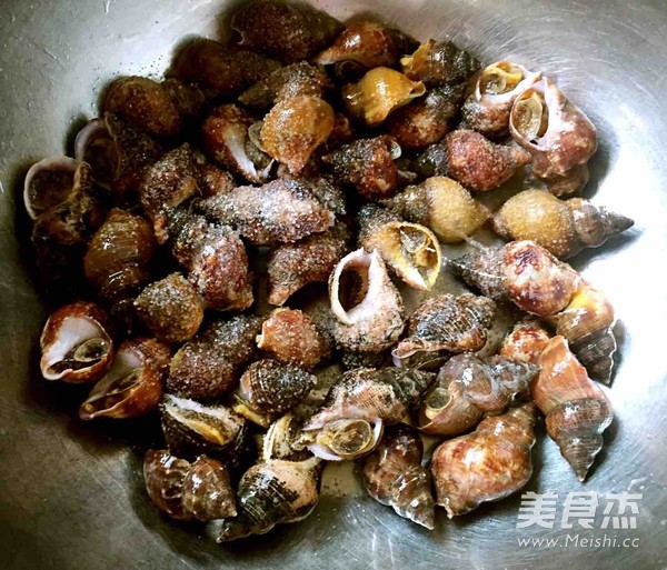 Boiled Snails recipe