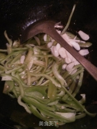 Stir-fried Pork with Green Peppers recipe