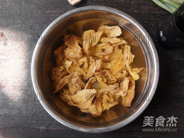 One Person, One Bowl of Food, Braised Pork with Dried Bamboo Shoots recipe