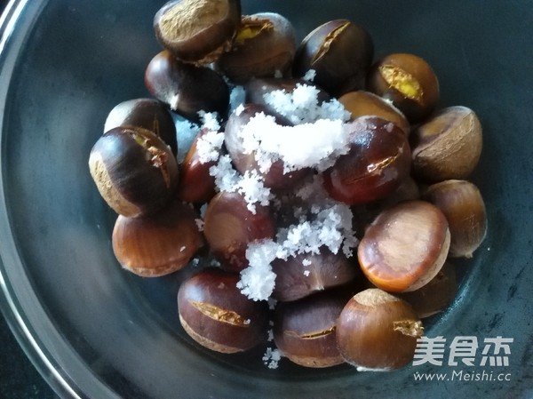 Stir-fried Chestnuts with Sugar recipe