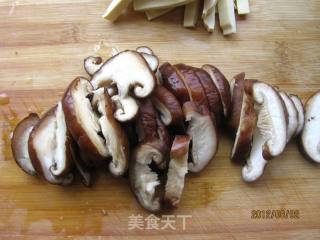 Dried Tofu with Mushroom Sauce recipe