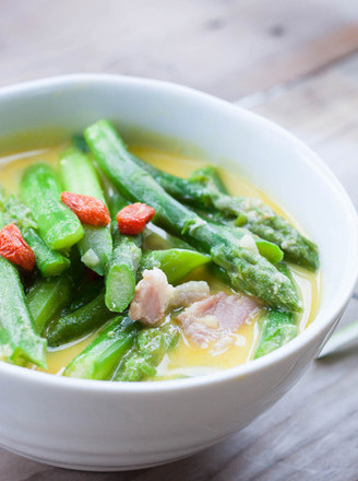 Asparagus in Soup