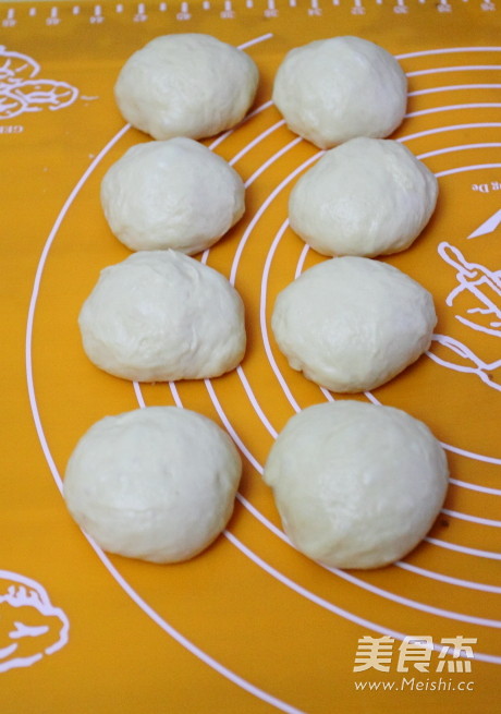 Coconut Flower Bun recipe