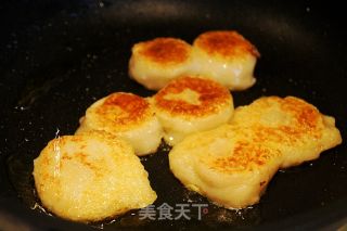 Pan-fried Glutinous Rice Noodle Sticky Bean Buns recipe