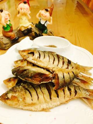 Fried Sea Crucian Carp recipe