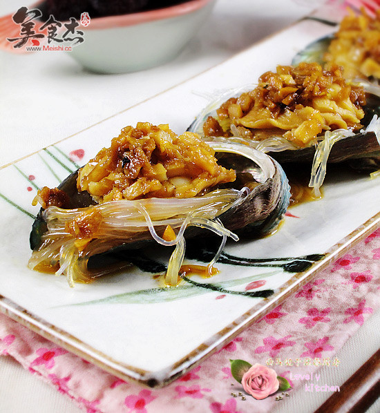 Steamed Abalone with Garlic Vermicelli recipe