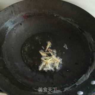 Celery Stir-fried Noodles recipe