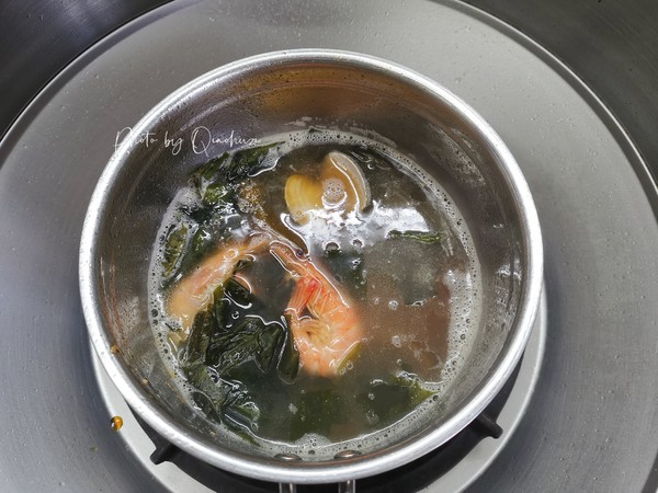 Wakame Seafood Tofu Soup recipe