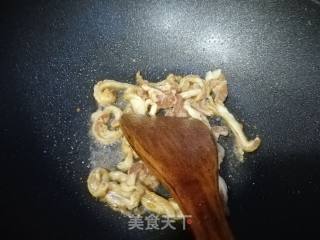 Stir-fried Pork Shreds with Leek and Bean Sprouts recipe