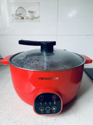 Stewed Tremella with Saponaria and Peach Gum recipe