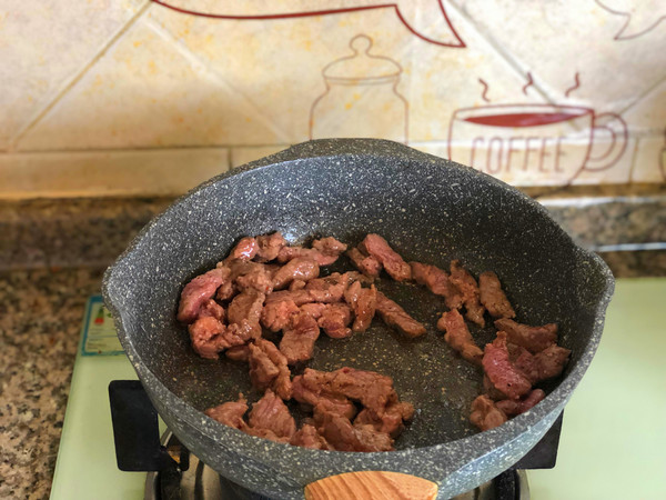 Black Pepper Beef Pasta recipe