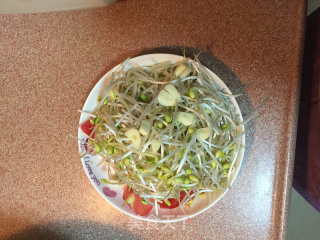 Stir-fried Bean Sprouts with Tomato recipe