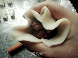 Su-style Mustard and Fresh Meat Mooncakes recipe