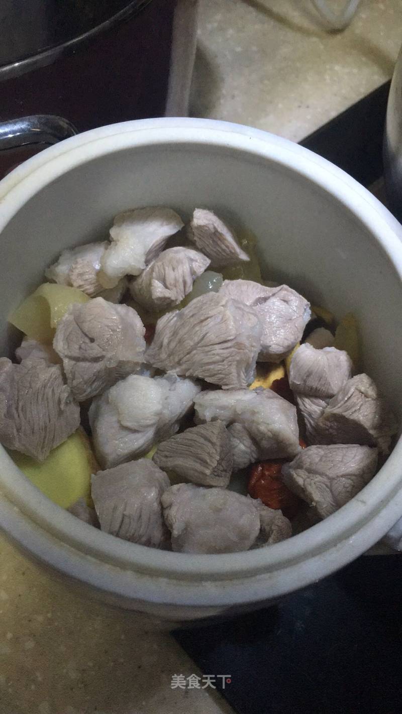 Fish Maw Pig Show Stewed Chicken recipe