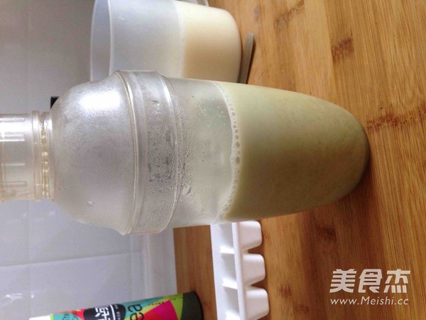 Matcha Iced Soy Milk recipe