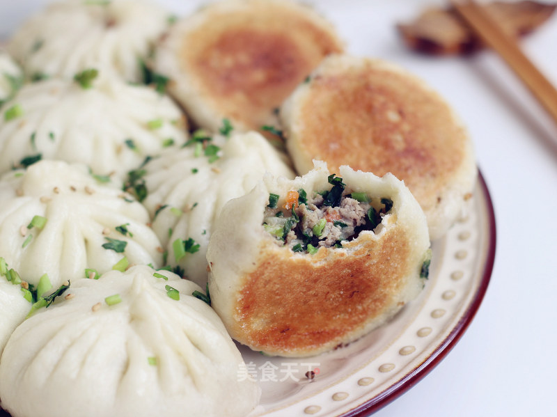 Pork and Cabbage Fried Bun recipe