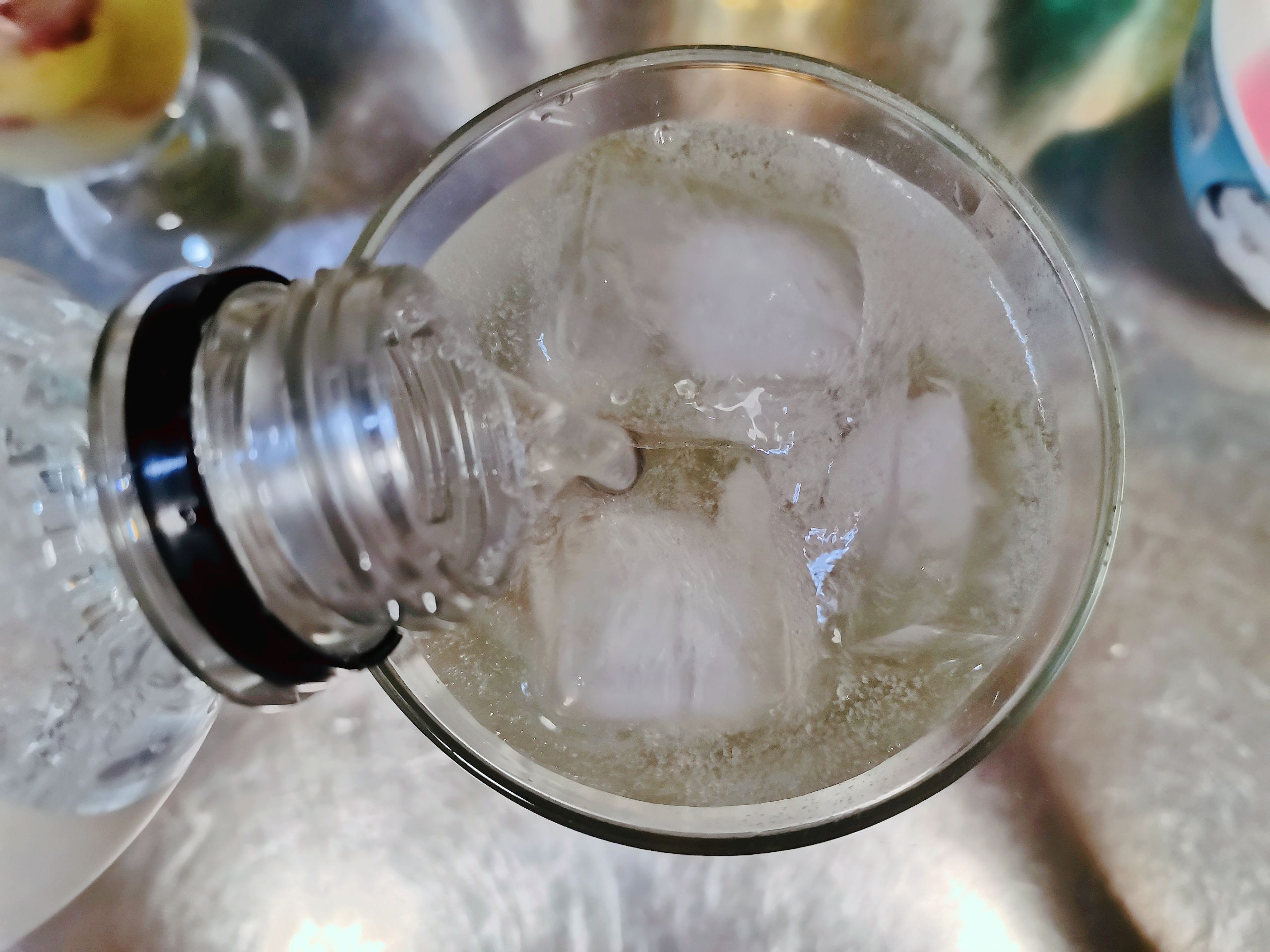 Ice Grape Light Cocktail recipe
