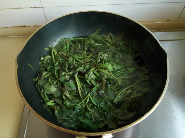 Toon Noodles with Bamboo Shoots and Sesame Sauce recipe