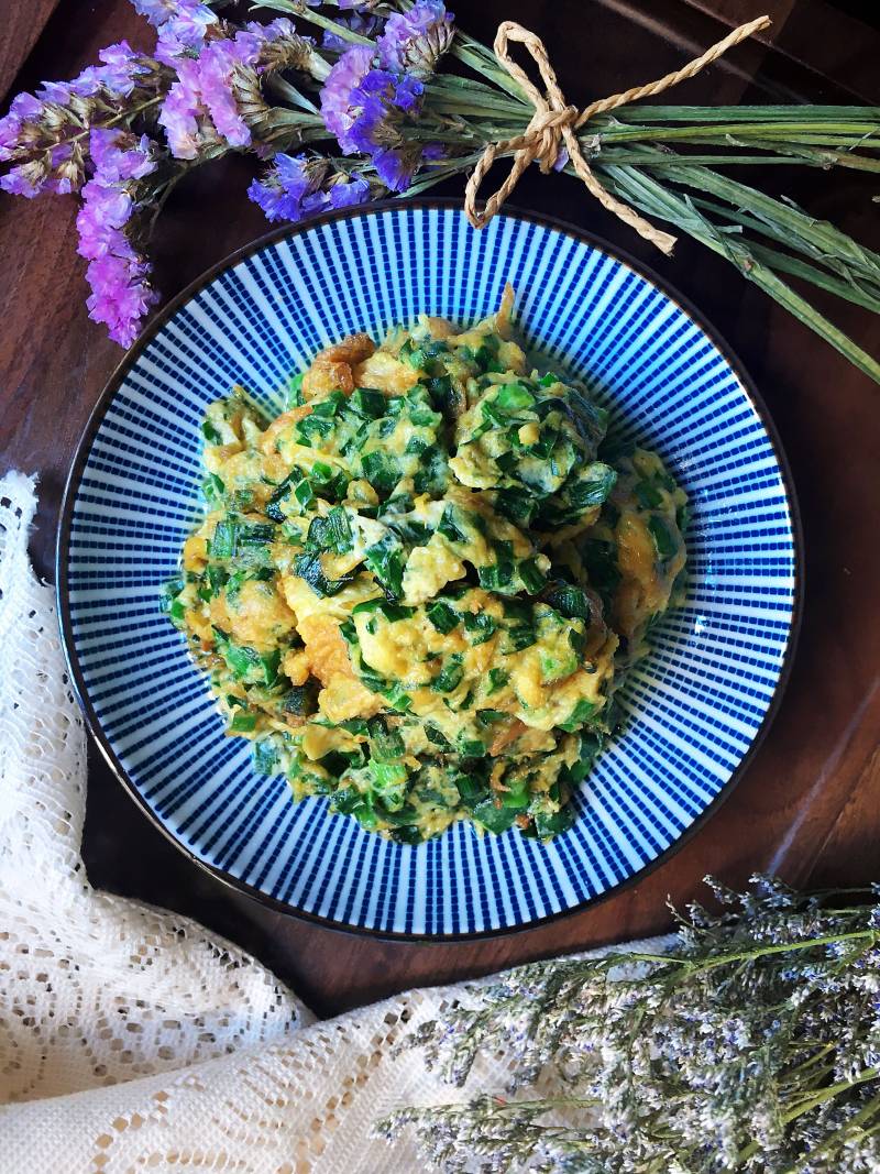 Scrambled Eggs with Leek recipe