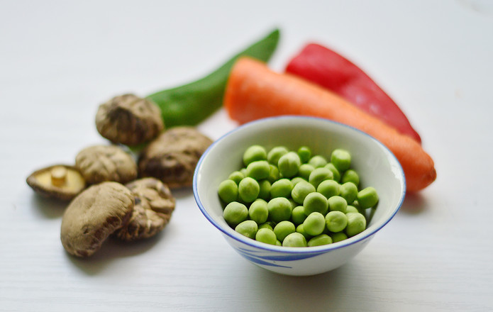 Stir-fried Peas with Mushrooms recipe