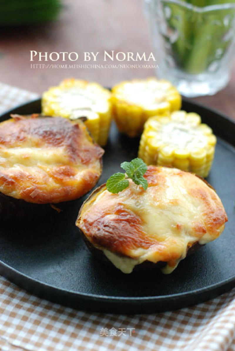 Baked Sweet Potatoes with Cheese Cream
