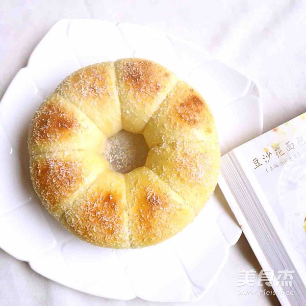 Yogurt Garland Bread recipe