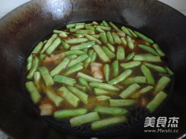 Braised Pork Noodles recipe