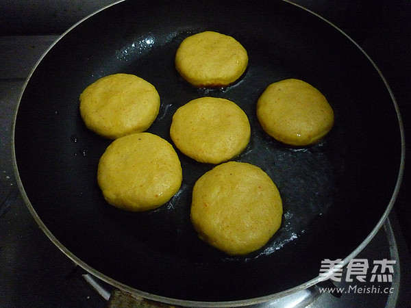 Huanggui Persimmon Cake recipe