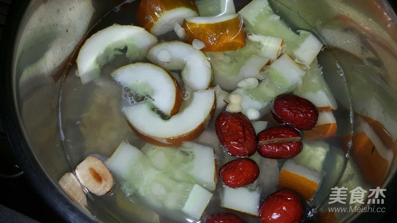 Old Cucumber Rib Soup recipe
