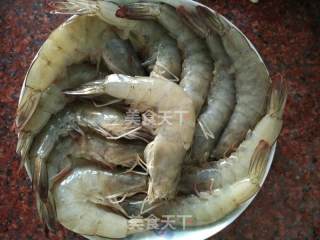 Stir-fried Shrimp Cubes with Soy Sauce recipe