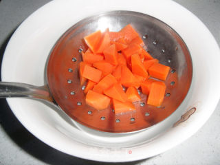 Cucumber Mixed with Almonds recipe