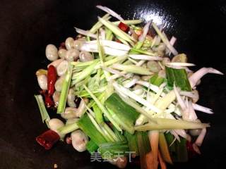 Stir-fried Pea with Garlic Shoots recipe