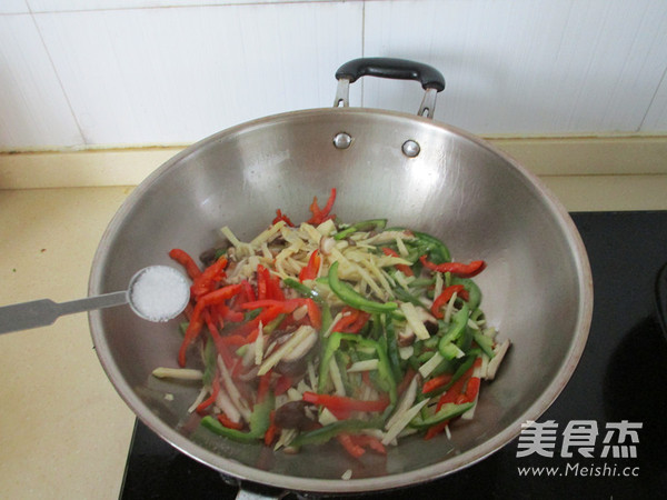 Winter Bamboo Shoots Three Silk recipe