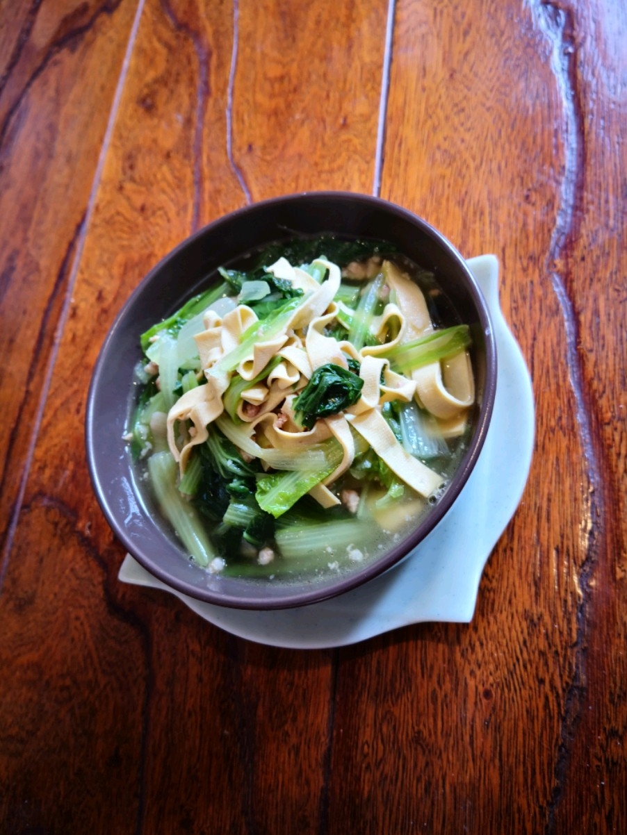 Cabbage Dried Tofu Soup recipe
