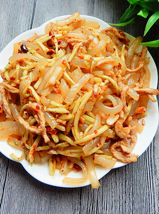 Shredded Pork Salad with Potato Powder recipe