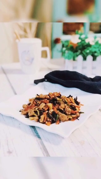 Family Edition Pork Shredded in Beijing Sauce recipe