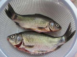 Lotus Seed Crucian Carp Soup recipe