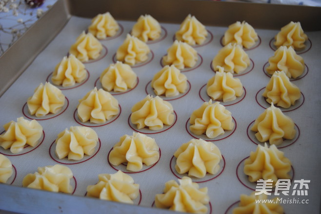 Cherry Cream Puffs recipe