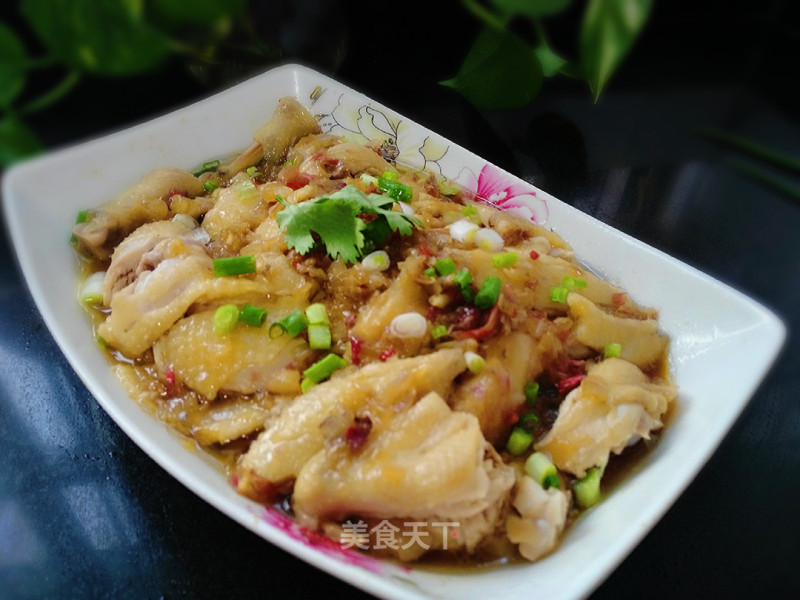 Chicken with Red Onion Head (home-made Version)