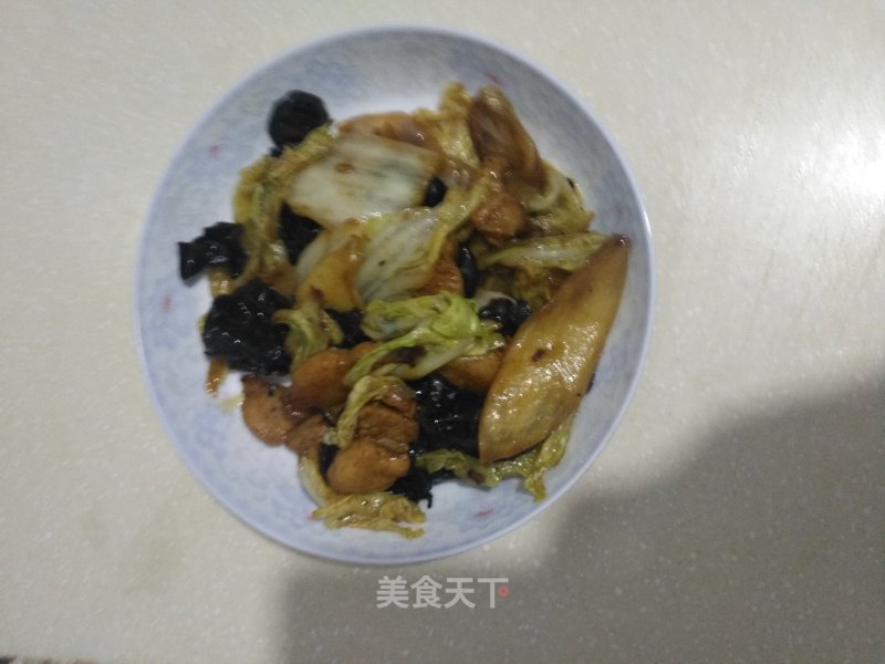 Stir-fried Pork Belly with Cabbage Fungus recipe