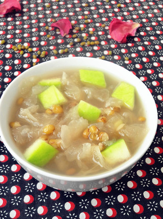 Mung Bean Melon Skin White Fungus Soup recipe