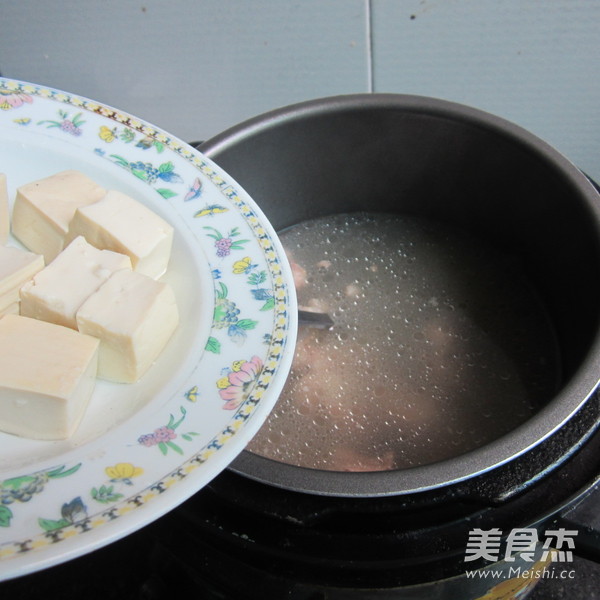 Pork Bone Tofu Soup recipe