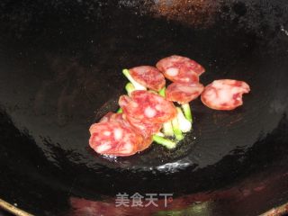 Stir-fried Pressed Tofu with Green Garlic Sausage recipe