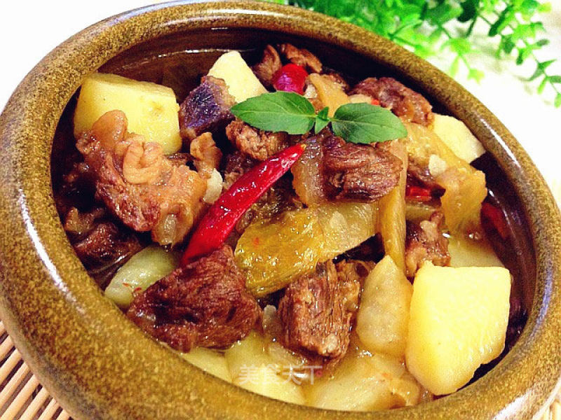 Beef Stew with Sauerkraut and Potatoes recipe