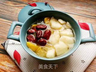 Fruit in The Soup-sweet Pear Sweet Potato and White Fungus Soup recipe