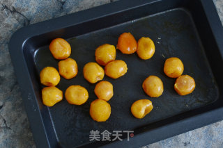 #新良第一节烤大赛#cantonese-style Double Egg Yolk Coconut Paste Mooncake recipe