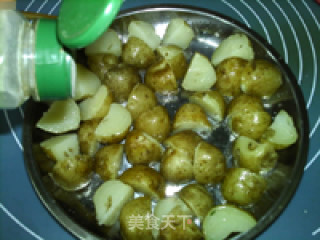 Roasted Baby Potatoes with Rosemary recipe